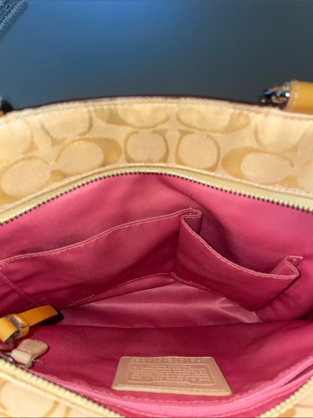 Coach Patchwork Signature Tote in Pastel F14897